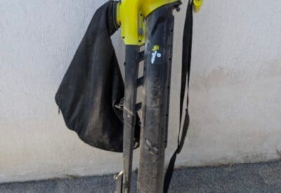 Location Souffleur à feuille électrique Ryobi à Trans-en-Provence