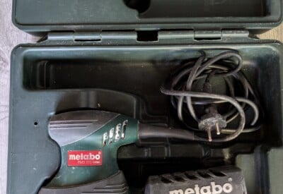 Location Ponceuse électrique Metabo à Lachapelle-Saint-Pierre