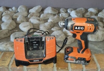 Location Visseuse à choc AEG 18 volts Aeg à Lille