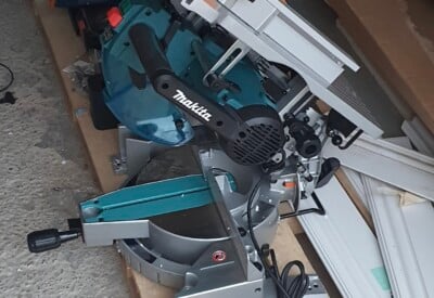 Location Scie a onglet electrique Makita à Vitrolles