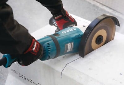 Location Lapidaire 230mm Makita à Le Gué-d'Alleré