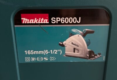 Location Scie plongeante électrique Makita à Saintes