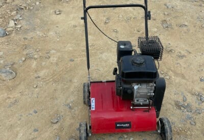 Location Scarificateur démousseur Thermique Einhell à Plouguerneau