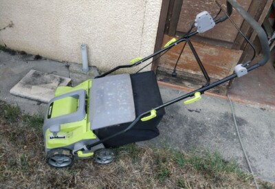 Location Scarificateur démousseur électrique Autre à Frouzins