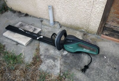 Location Taille haie électrique Bosch à Frouzins
