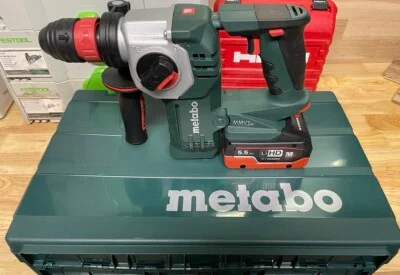 Location Burineur perforateur électrique Metabo à Larra